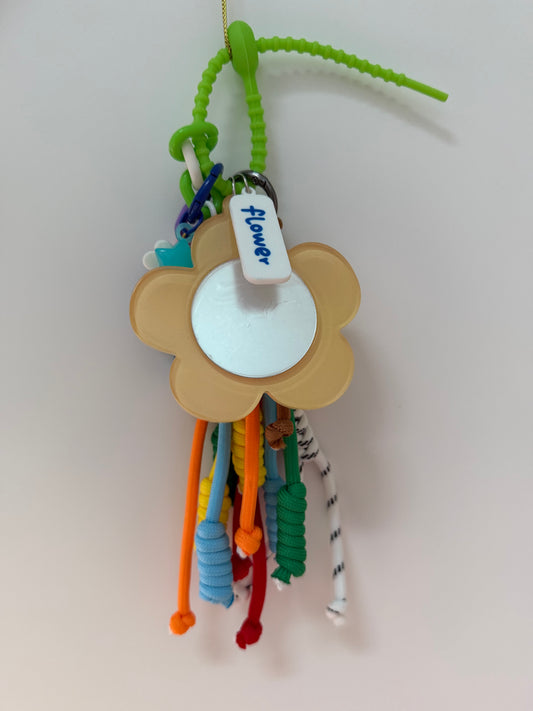 Miroir en forme de fleur